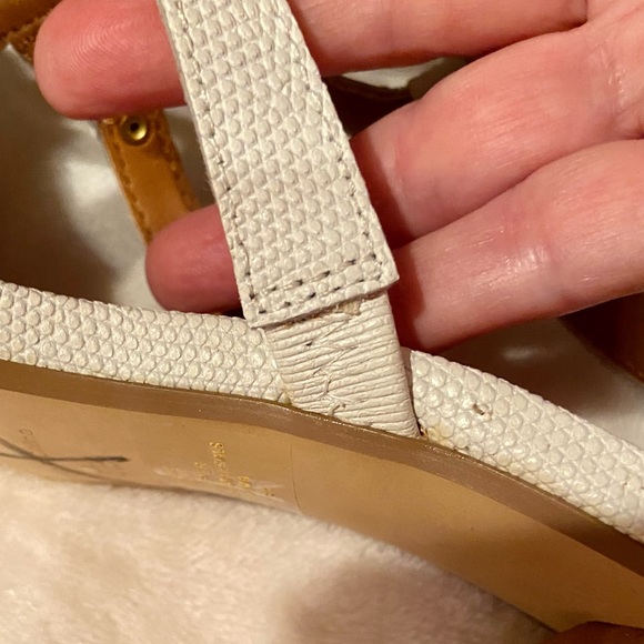 WHITE STRAPPY LEATHER SANDALS  HEELS — NEW — SIZE 8 - Picture 15 of 17